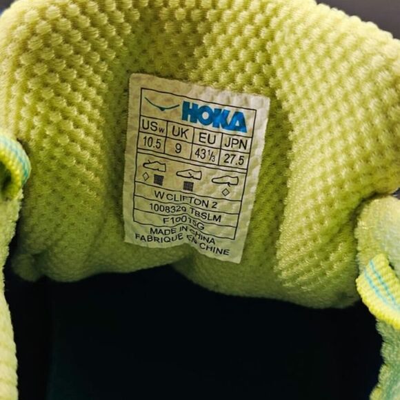 Hoka Women 10.5 Comfy footwear - Picture 2 of 9